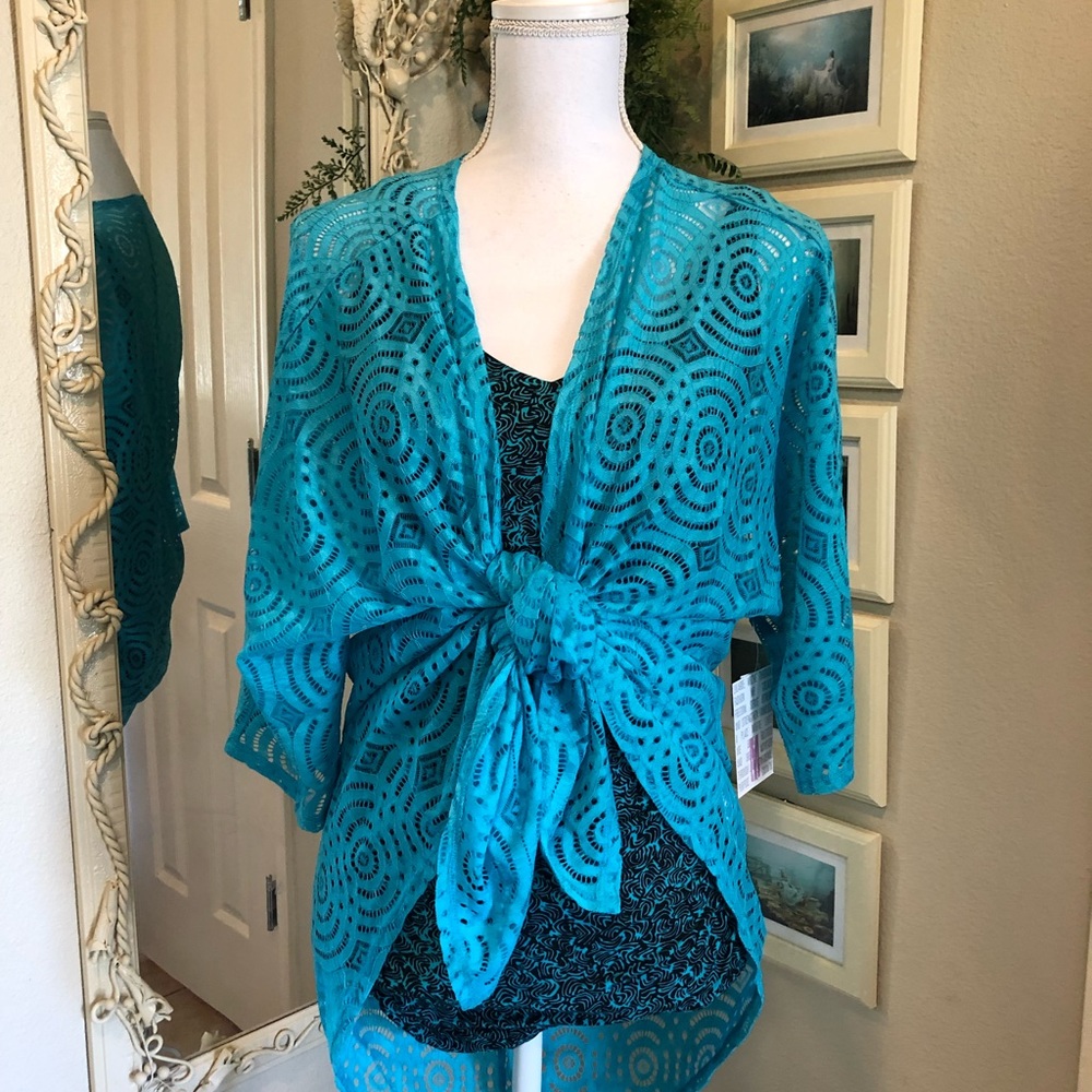 Lularoe Kimono Lindsay